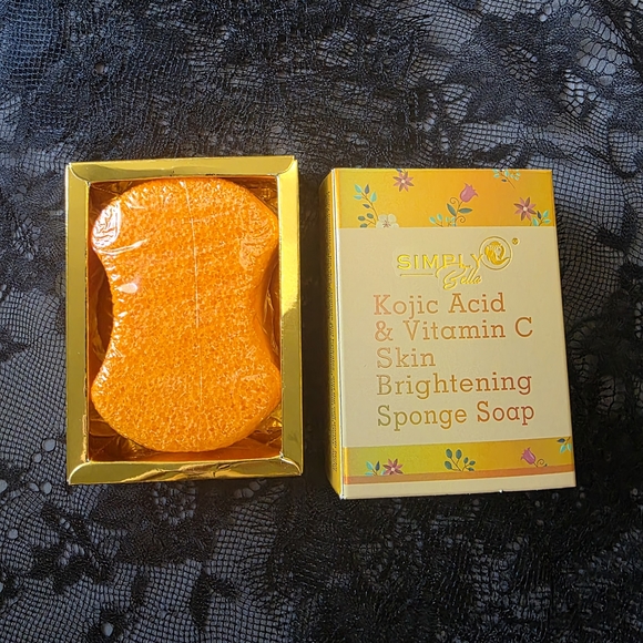 Fast Ship! Xmas Sale! Skin Brightening Sponge Soap - Picture 2 of 5